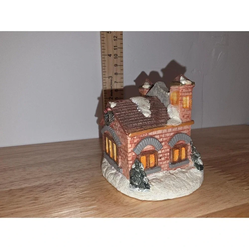 vintage Winsor Collection miniature church figurine towers and carolers